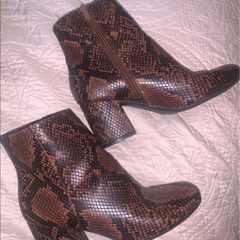 Snake print mid shaft heel boots WIDE WIDTH